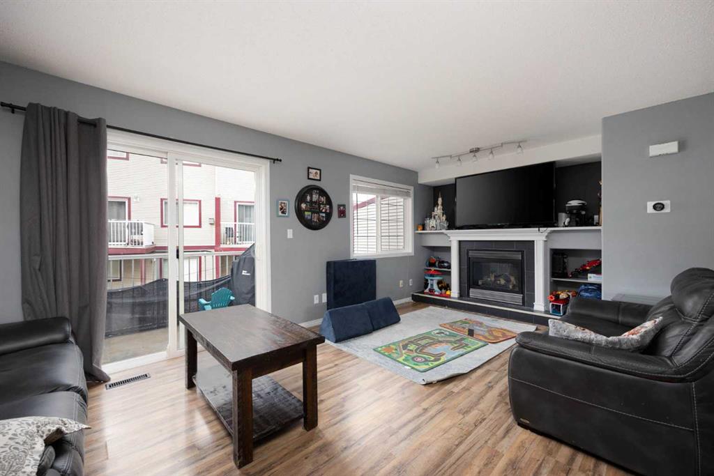 Additional image 2 of 7-220 Swanson Crescent, Fort Mcmurray, AB, T9K 2W5