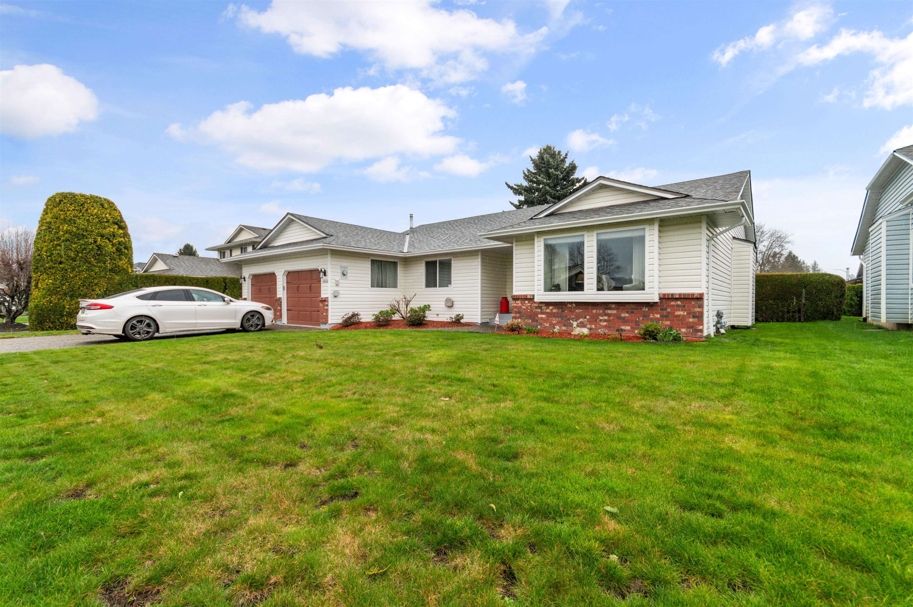 6944 Coach Lamp Drive, Chilliwack, BC, V2R 2X6