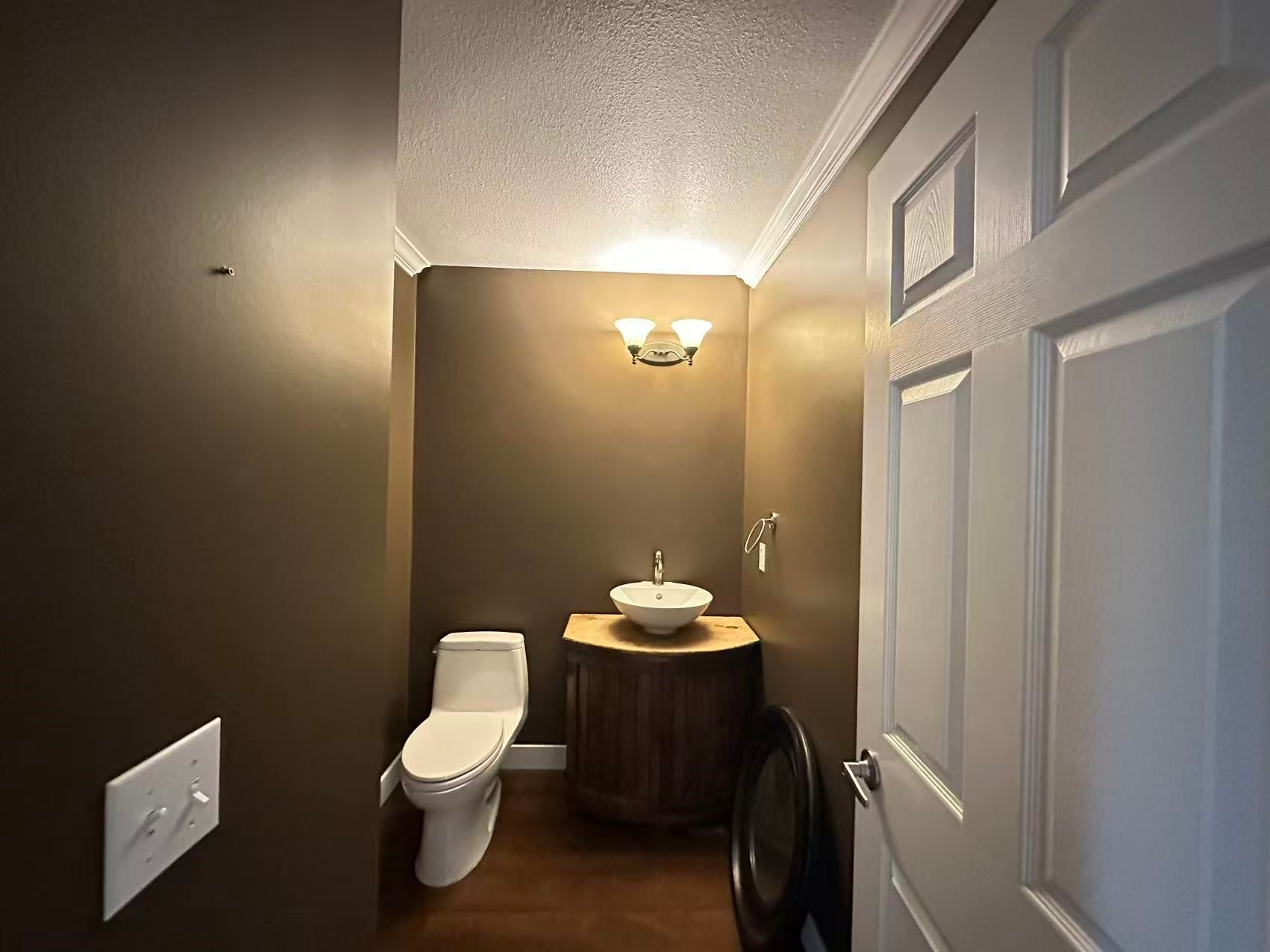 Additional image 4 of 37 Deerwood Place, Port Moody, BC, V3H 4X7
