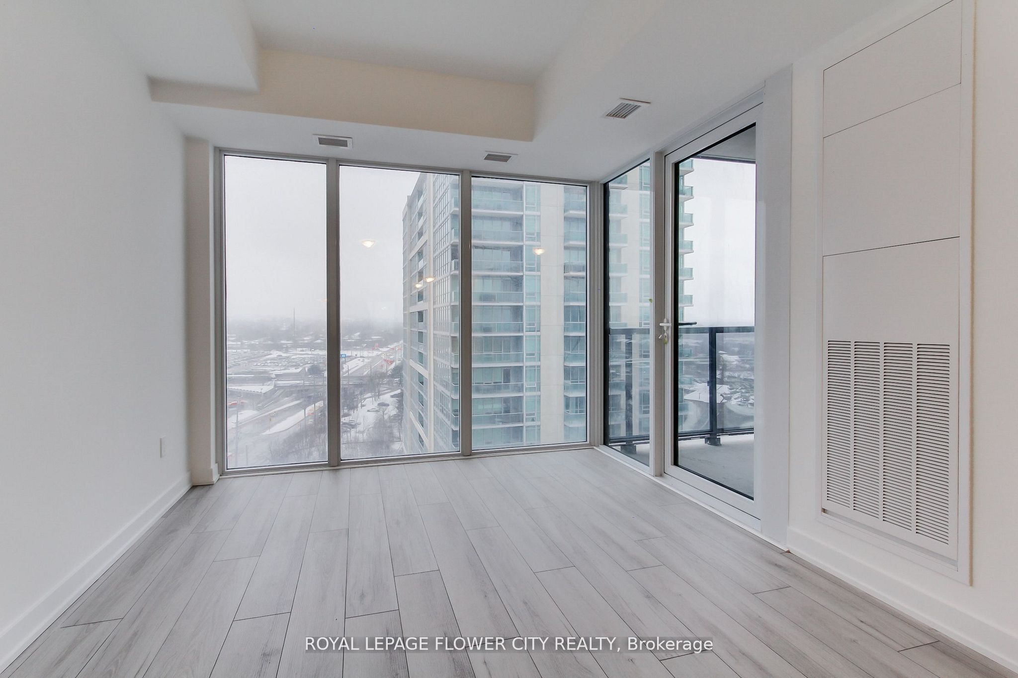 Additional image 6 of 301-1035 Southdown Road, Mississauga, ON, L5J 0A2