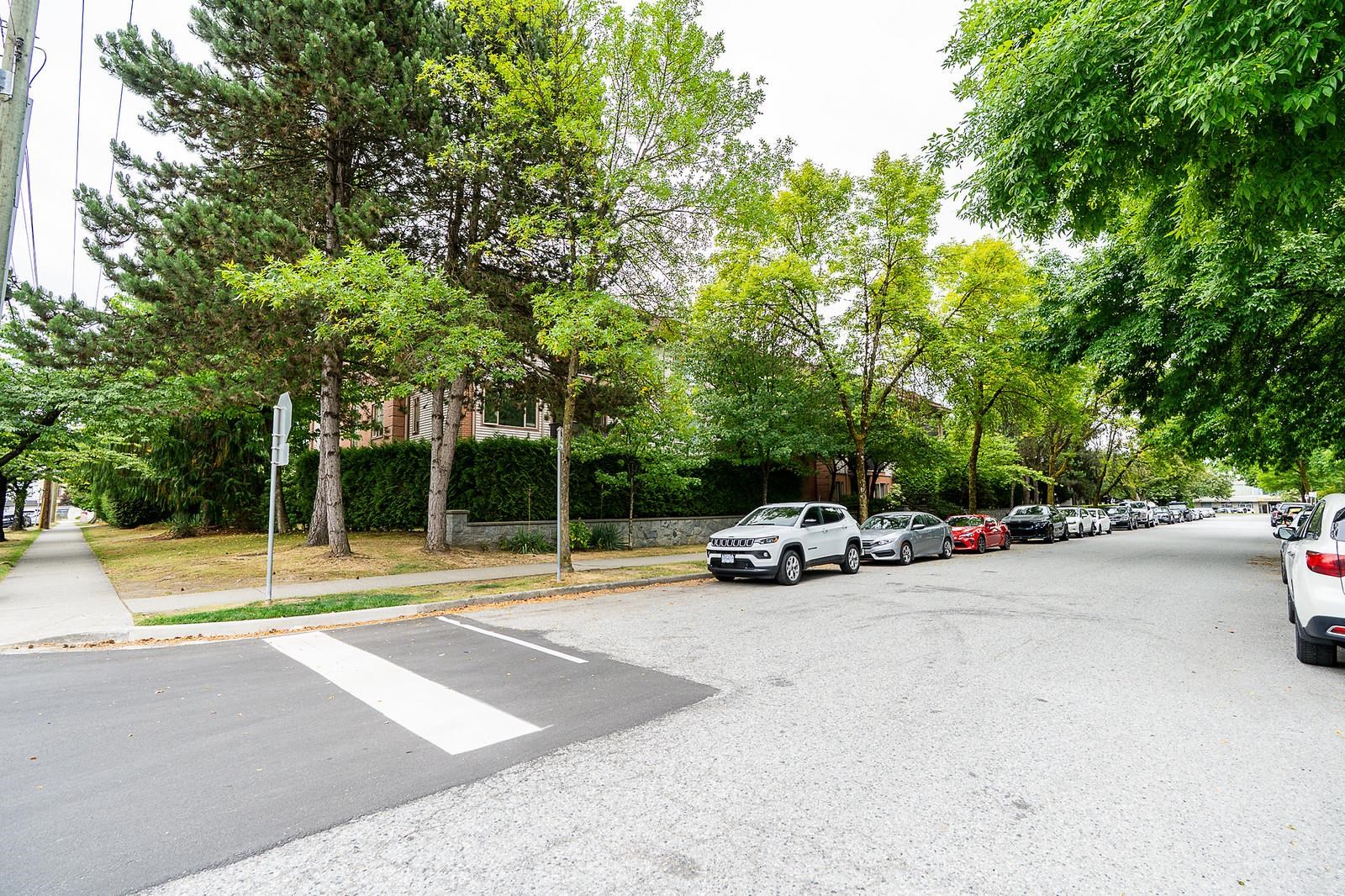Additional image 5 of 306-6688 Burlington Avenue, Burnaby, BC, V5H 3M9