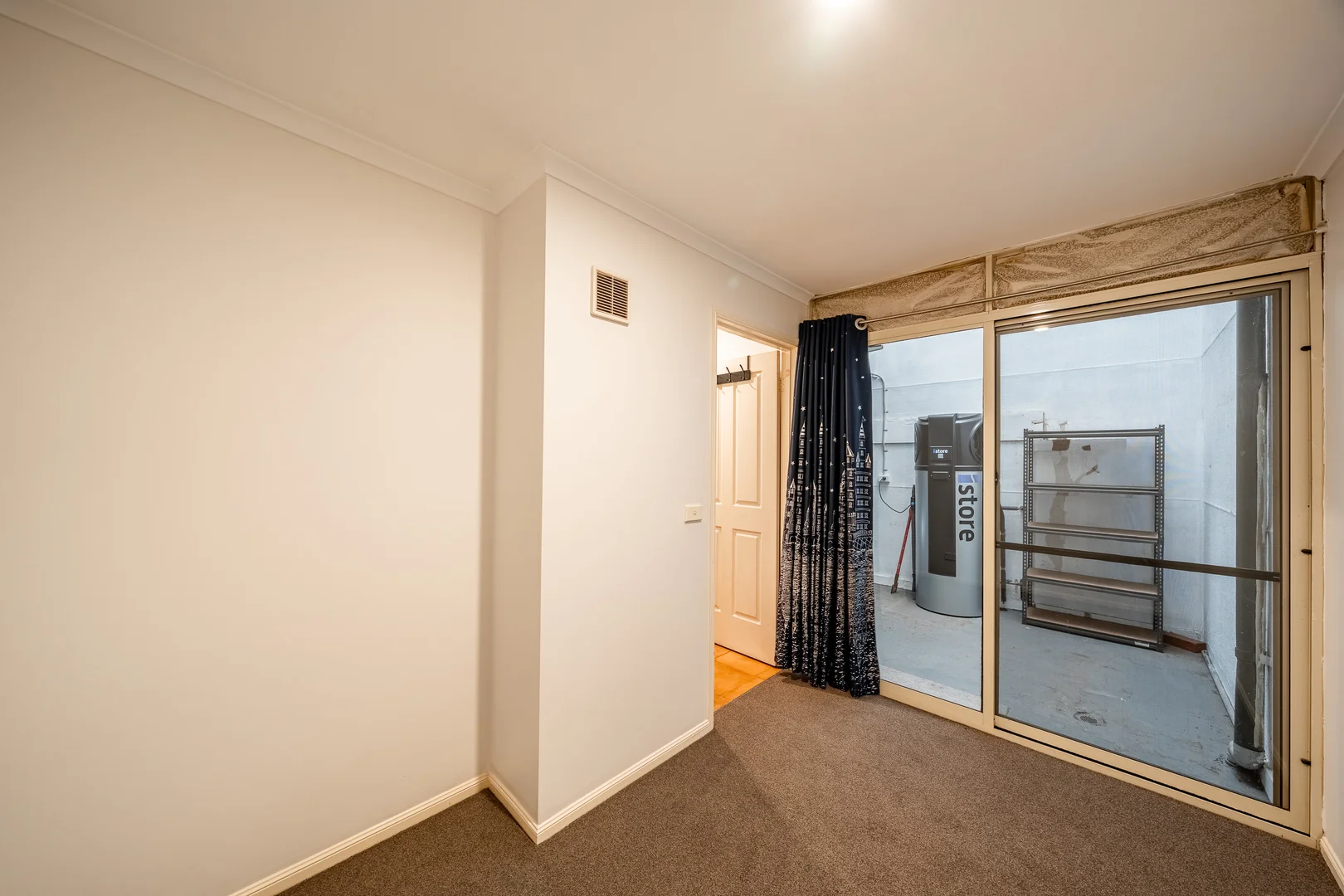 Additional image 11 of 4/162 Stockmans Way, Kensington VIC 3031