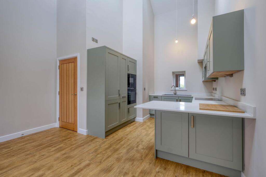 Droitwich Road, Bradley Green, B96 photo 4