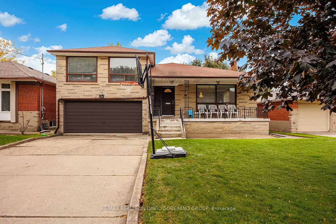 89 Allingham Gardens N/a, Toronto, ON, M3H 1X9