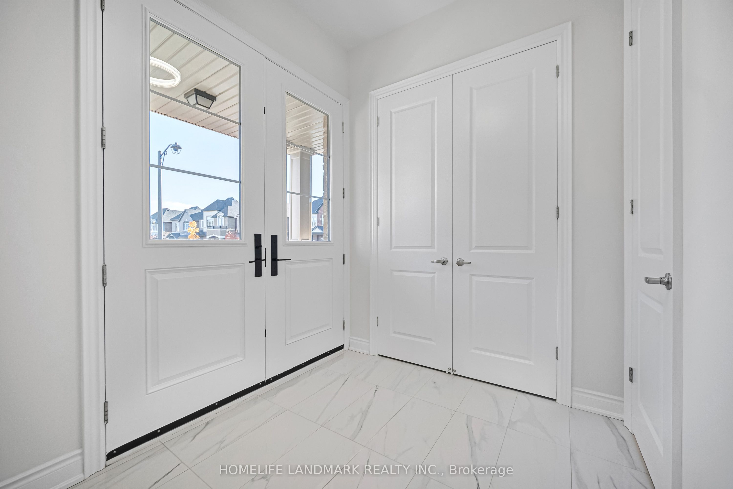 Additional image 3 of 3404 Mosley Gate, Oakville, ON, L6H 0Z1
