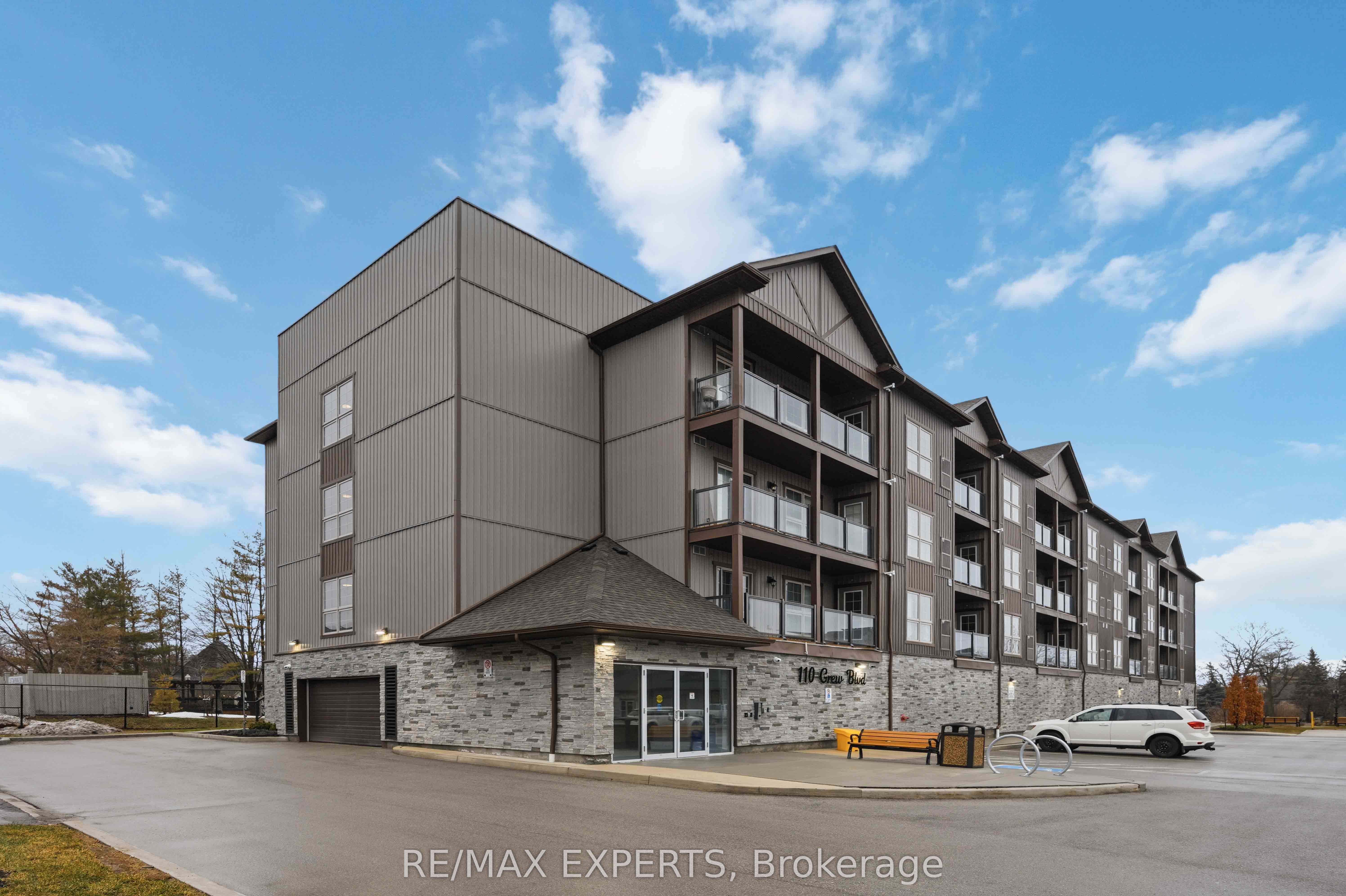 311-110 Grew Boulevard, Georgina, ON, L0E 1L0