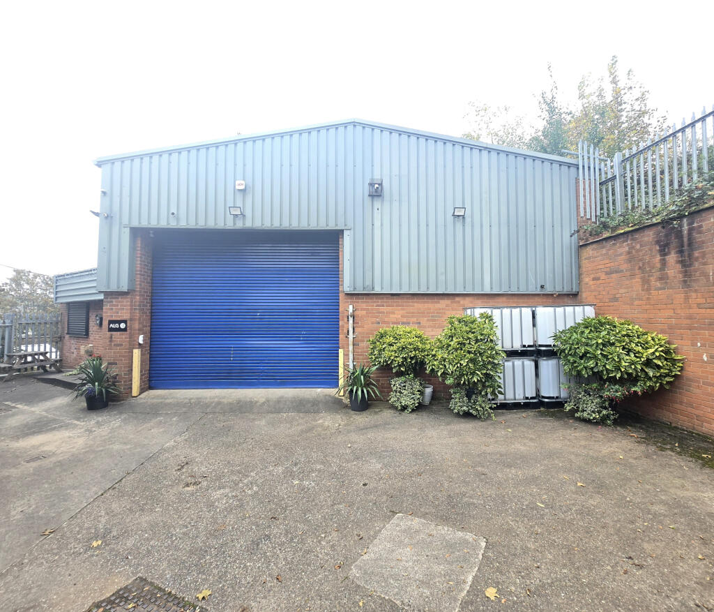 Beaver Park, Hayseech Road, Halesowen, West Midlands, B633PD