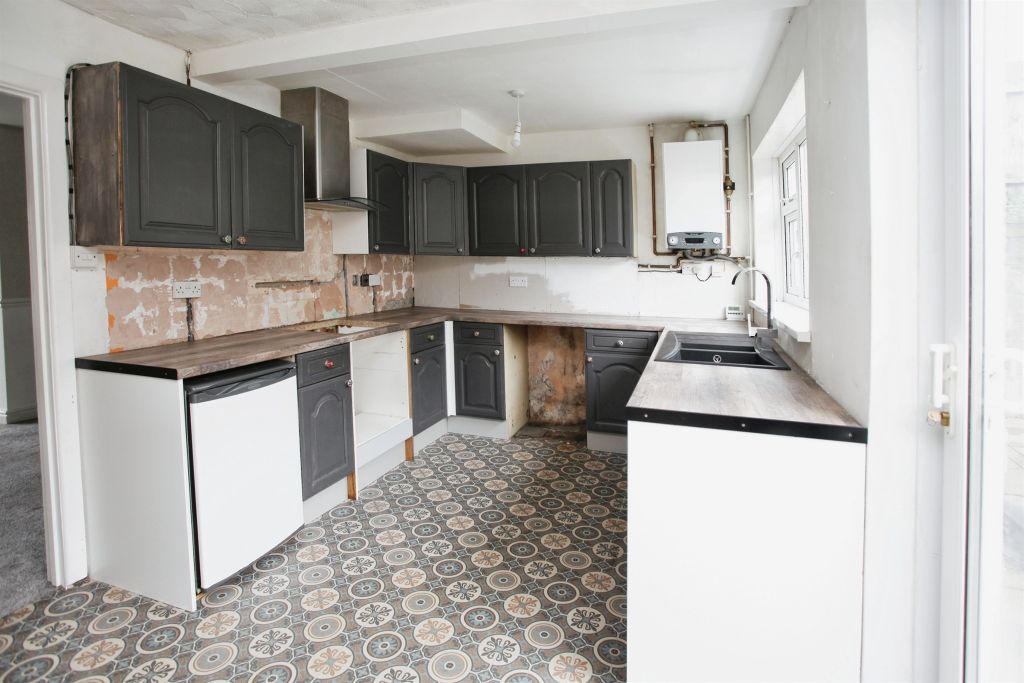 Additional image 6 of 3 bed semi-detached house for saleMeadow Close, Pengam, Blackwood NP12