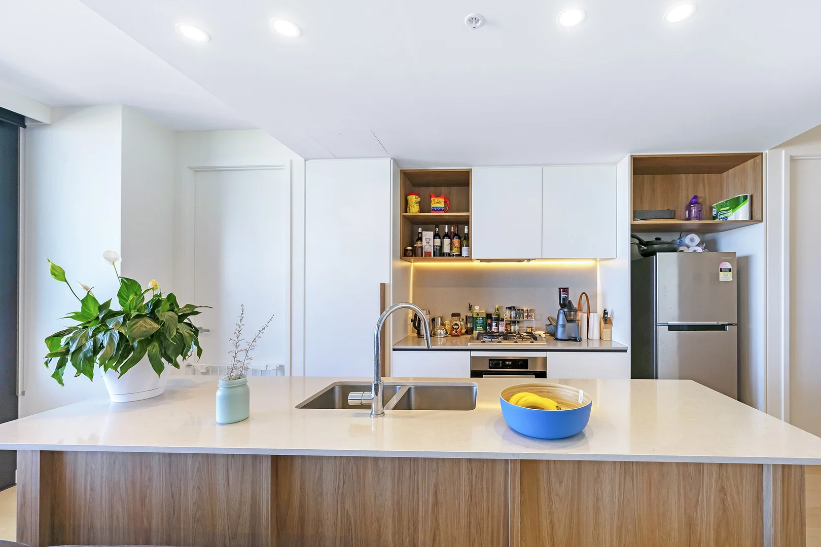 Additional image 2 of 705/43 Peerless Avenue, Mermaid Beach QLD 4218
