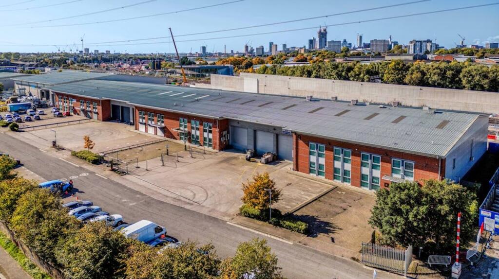 Unit 9 Network Park Industrial Estate, Birmingham, B8 1AU