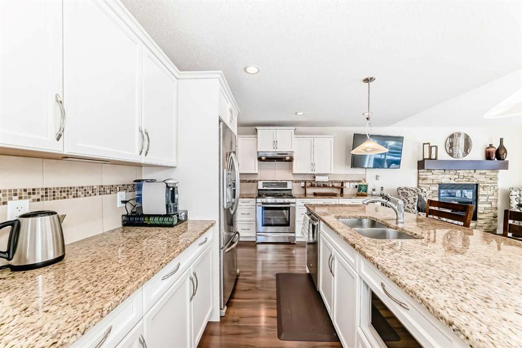 Additional image 5 of 1301 Ravenswood Drive SE, Airdrie, AB, T4A0J4