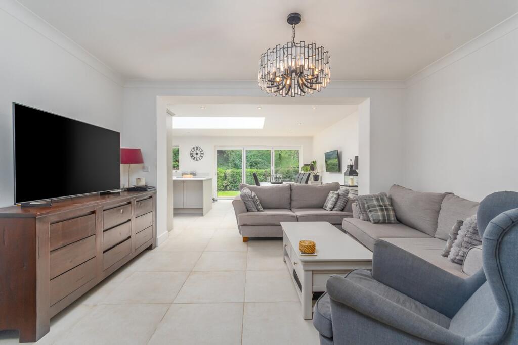 Additional image 3 of Brook End Drive, Henley in Arden, Warwickshire, B95