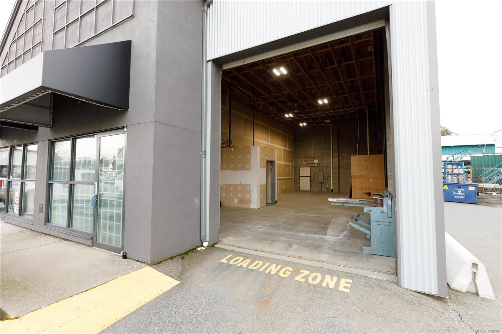 Additional image 3 of 6-2535 Mccullough Road, Nanaimo, BC, V9S 4M9