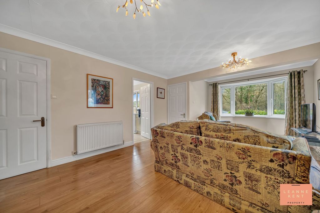 Additional image 7 of 2 bed bungalow for saleRhyd Y Gwern Close, Caerphilly CF83