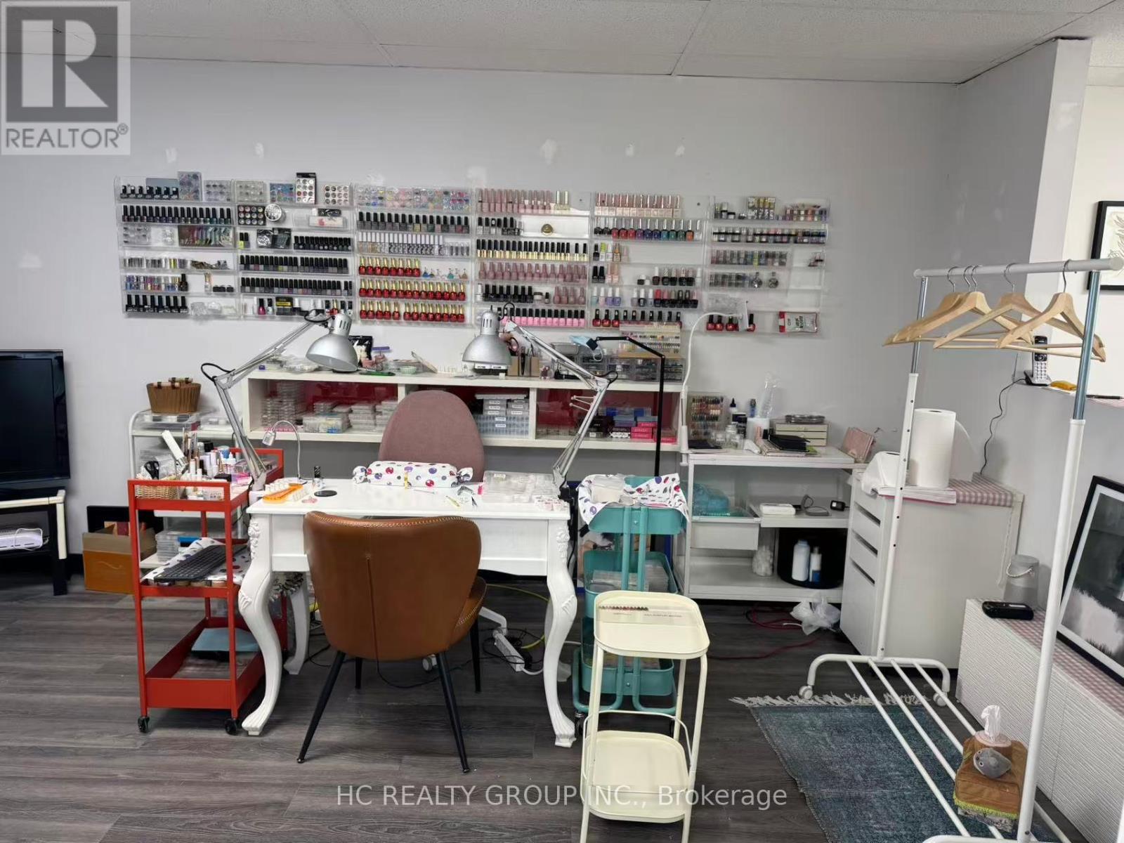 Additional image 6 of 2B-7027 Yonge Street, Toronto, ON, L3T2A5