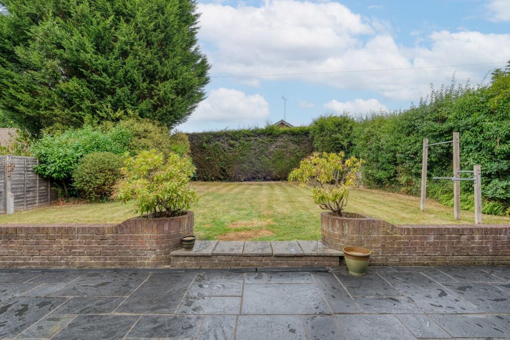 Additional image 31 of Dickens Heath Road, Shirley, B90