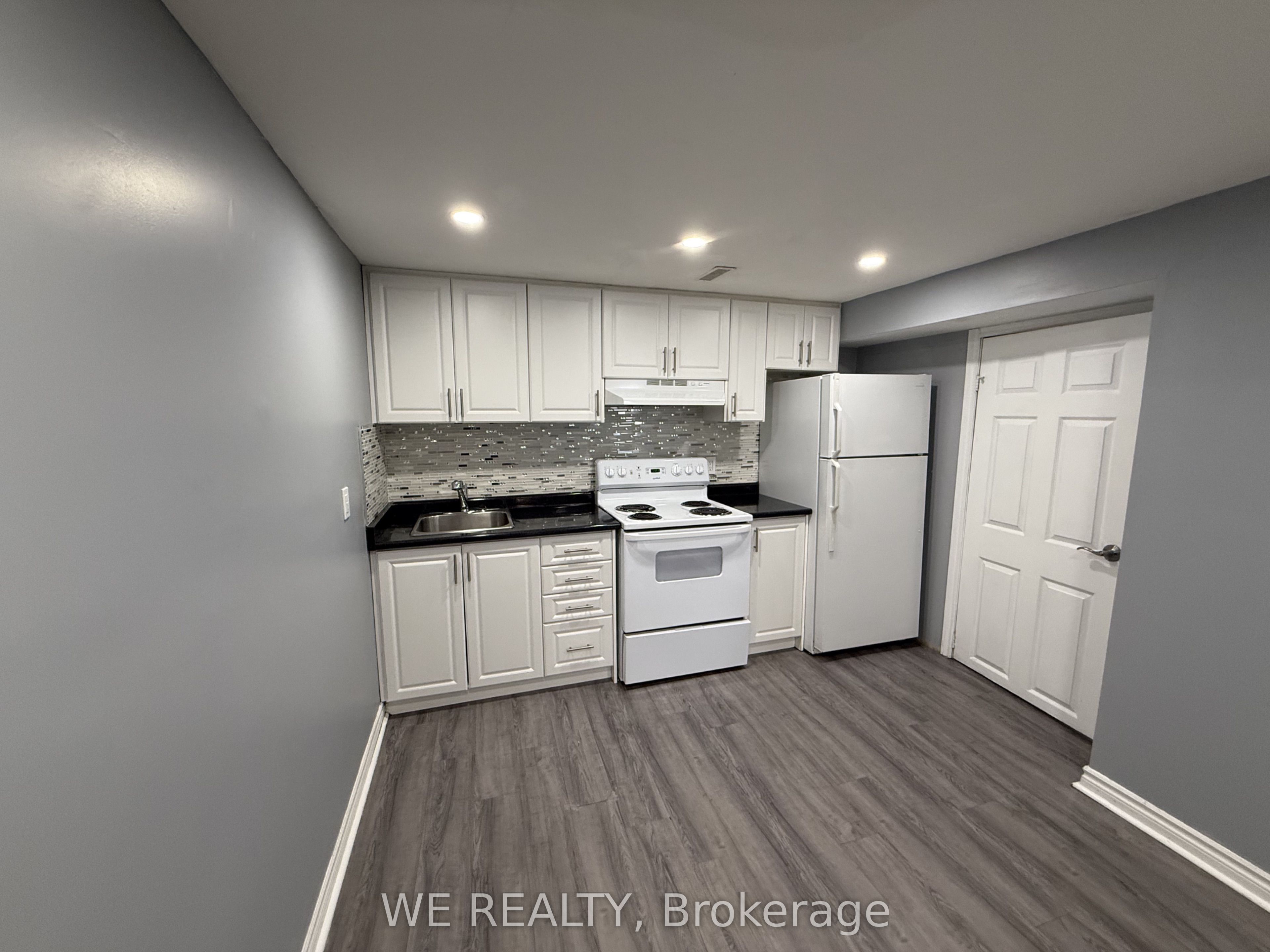 Additional image 2 of Lower-501 Lancelot Crescent, Oshawa, ON, L1K 1J9