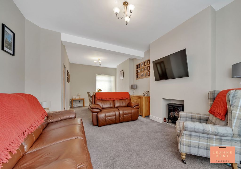 Additional image 2 of 3 bed detached house for saleVan Road, Caerphilly CF83