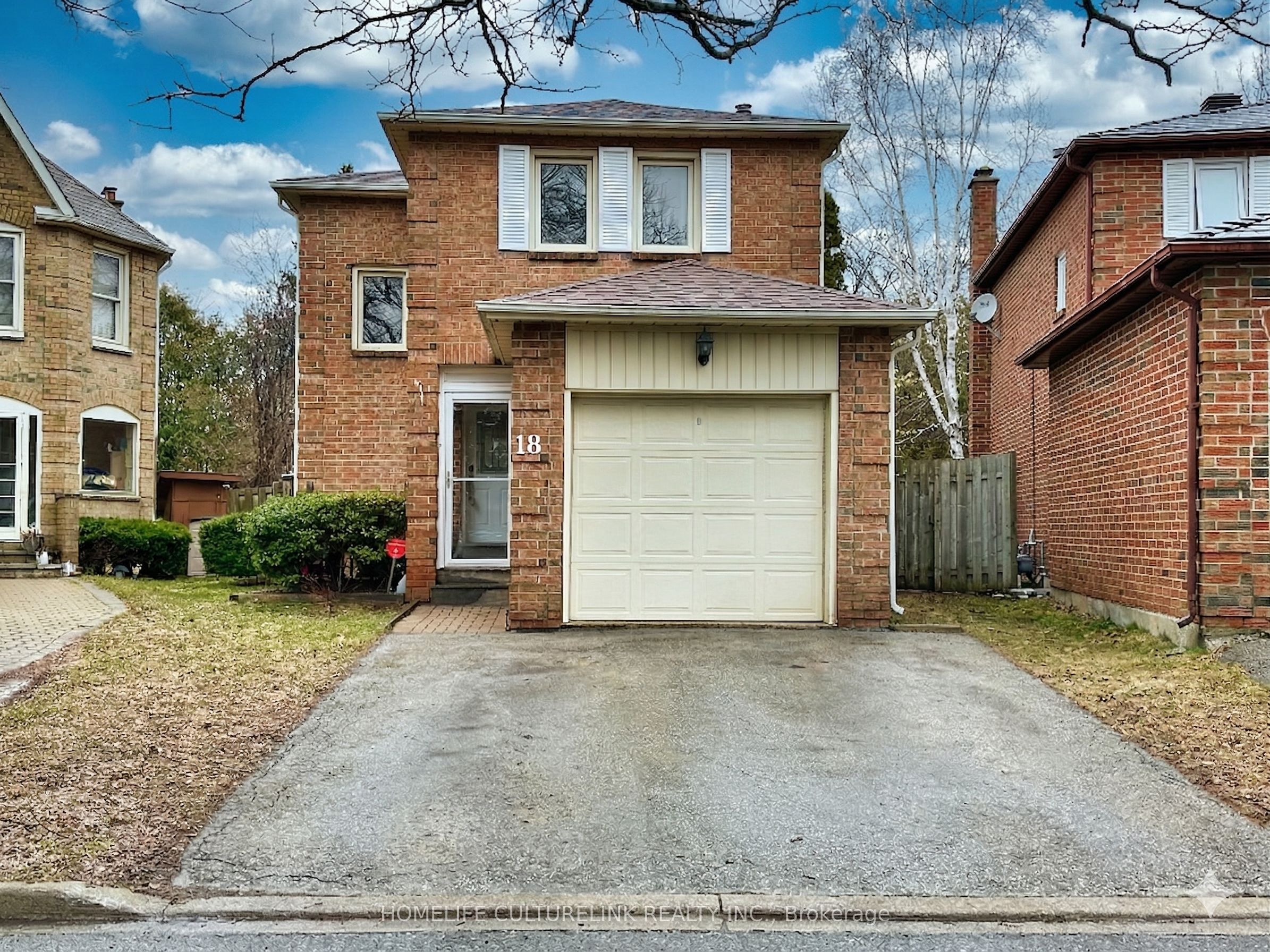 18 Eugenia Court, Markham, ON, L3R 4Y6