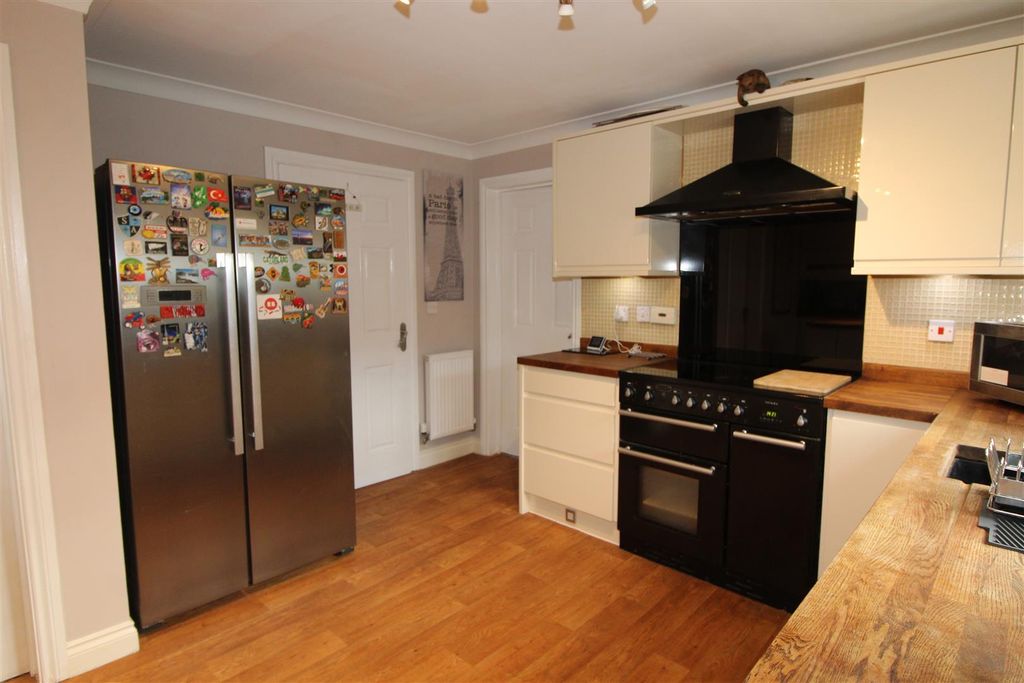 Additional image 14 of 5 bed detached house for salePwll Yr Allt, Pengam, Hengoed CF82