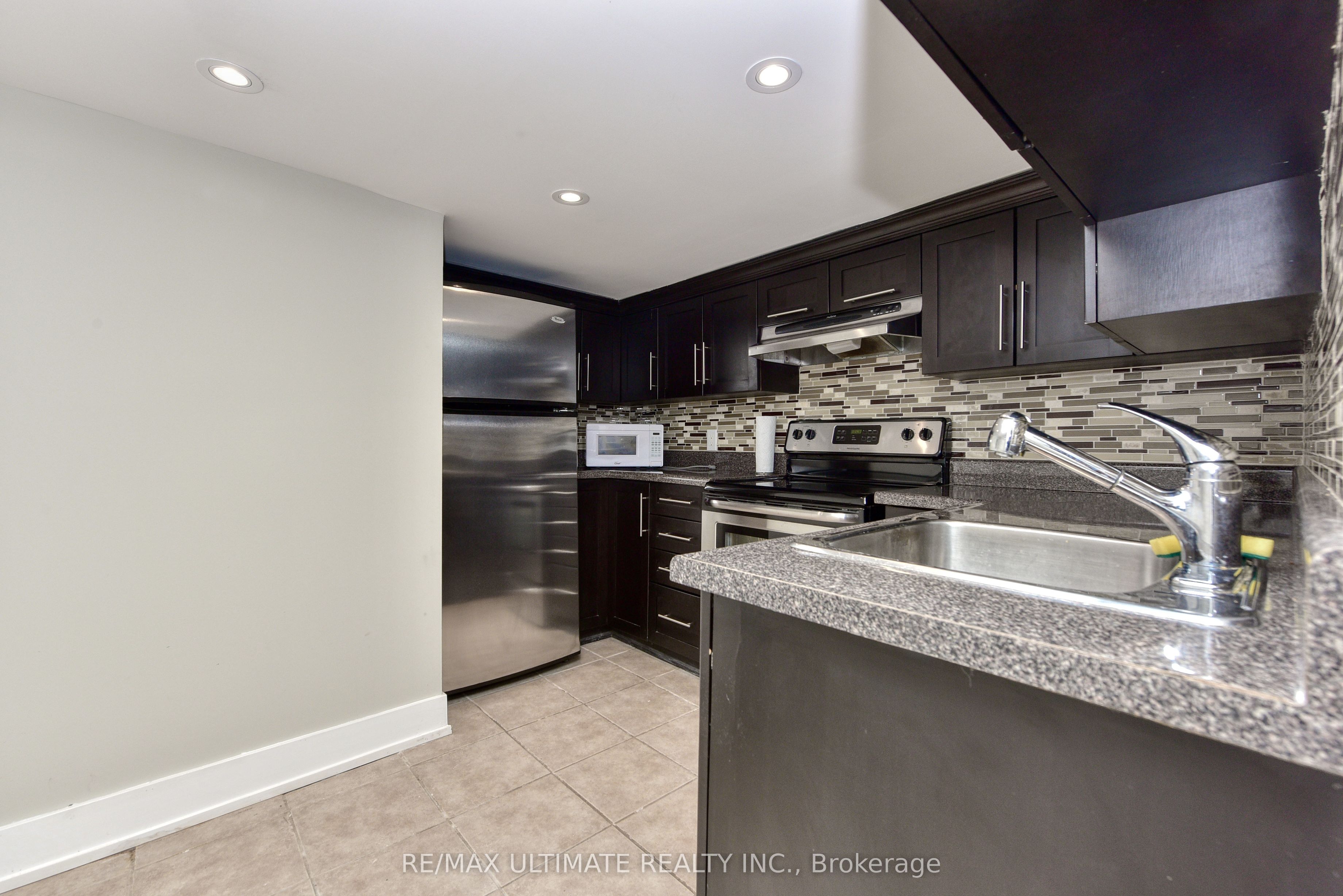 Additional image 3 of Basement-9 Southview Avenue, Toronto, ON, M6H 1T3