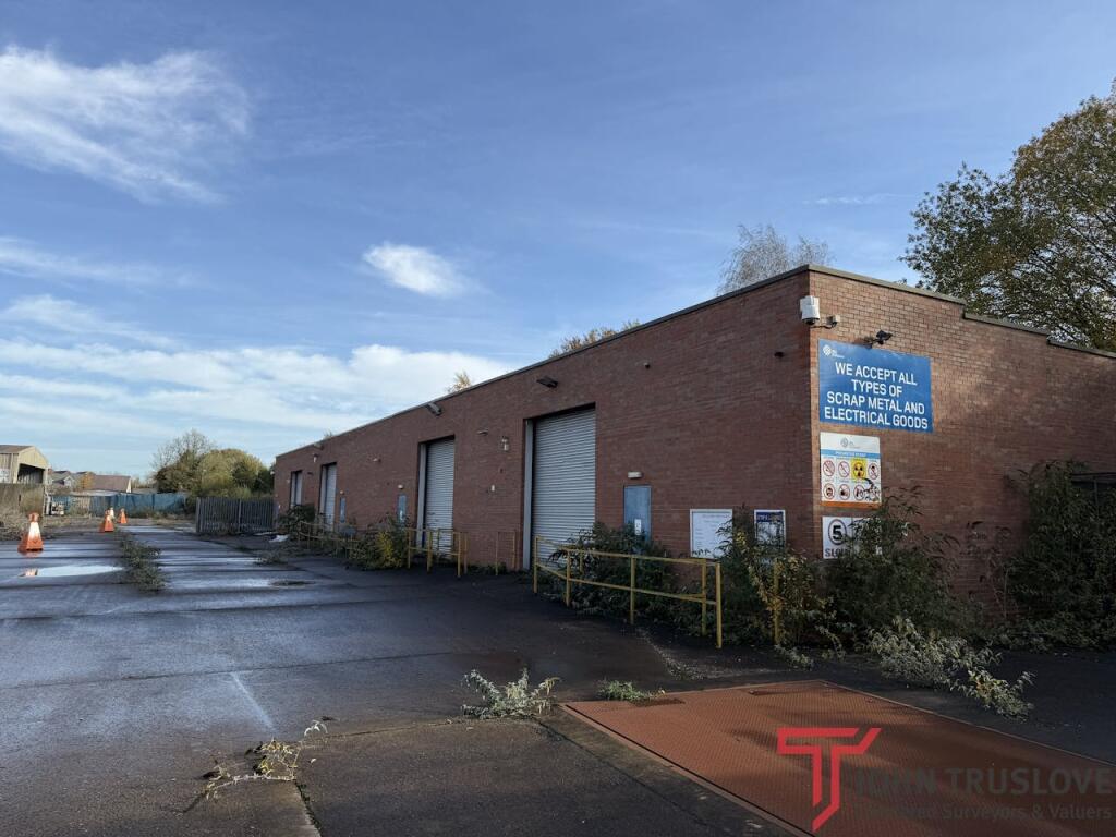 Additional image 3 of Hewell Road, Redditch, B97 6AN