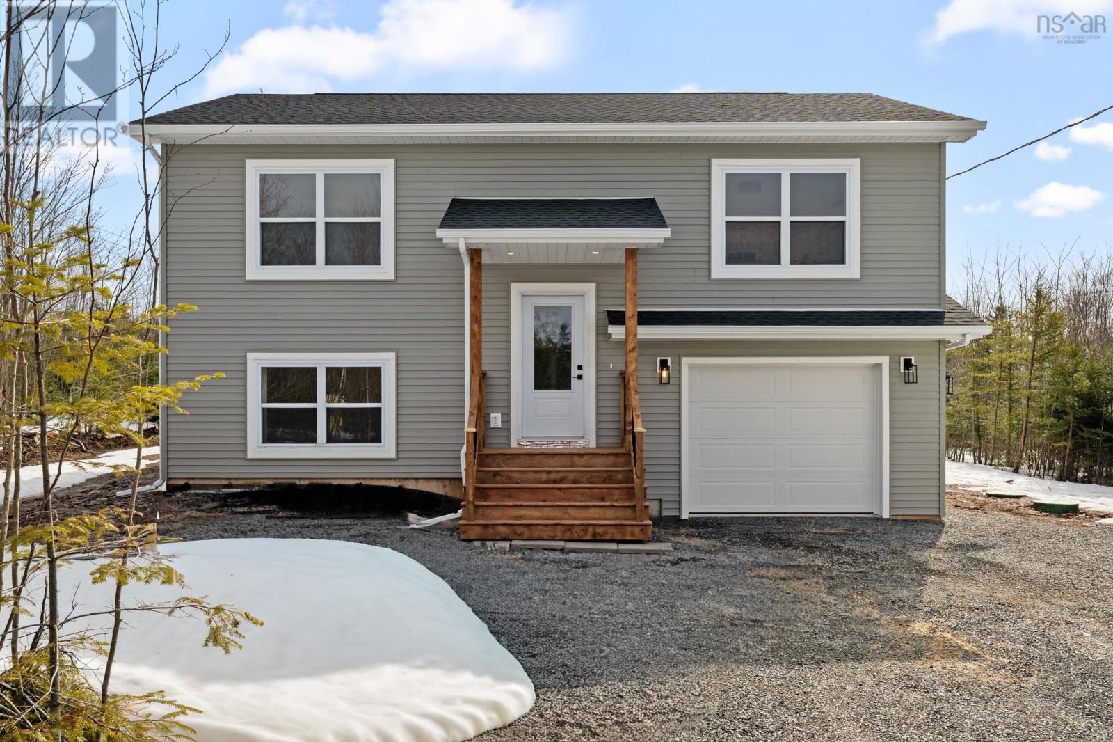 11 Maverick Lane, Devon, NS, B2T1K8
