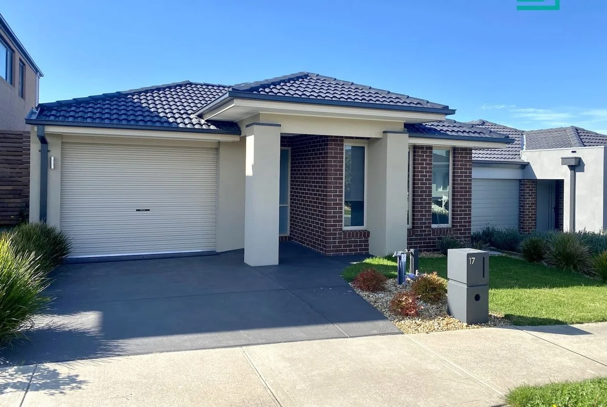 17 Anvil Way, Clyde North VIC 3978