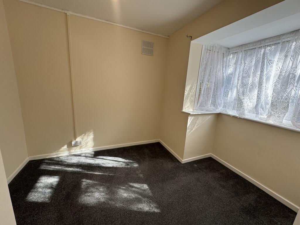 Lichfield Court, Jerrard Drive photo 4