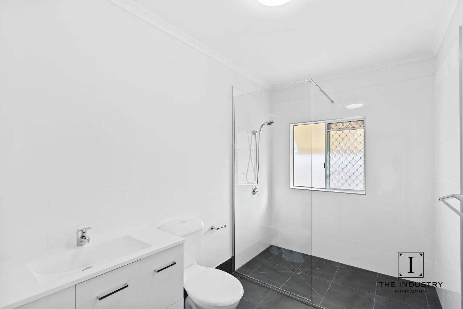 Additional image 5 of 4/37 Mintaro Crescent, Woree QLD 4868