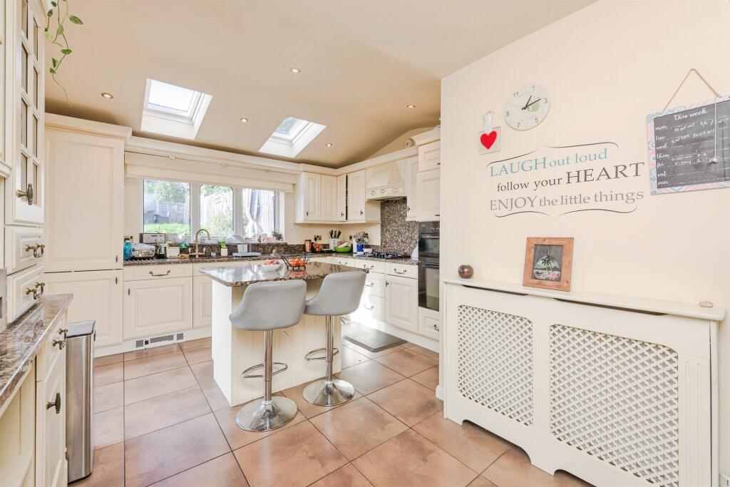 Hillcrest Road, Sutton Coldfield photo 5