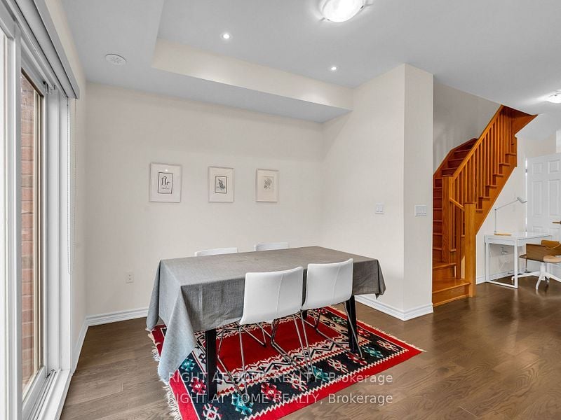 22 Coneflower Crescent, Toronto, ON, M2R 0A5 photo 5