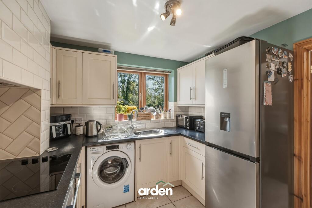 Church Road, Bradley Green, B96 photo 3