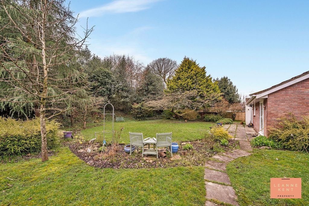 Additional image 34 of 2 bed bungalow for saleRhyd Y Gwern Close, Caerphilly CF83
