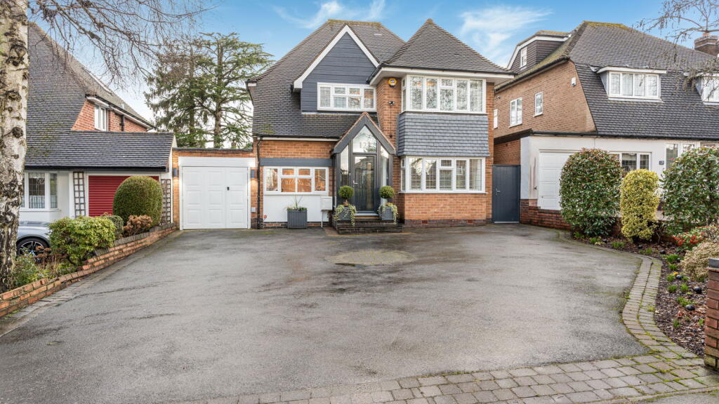 Walsall Road, Sutton Coldfield, B74 4RB