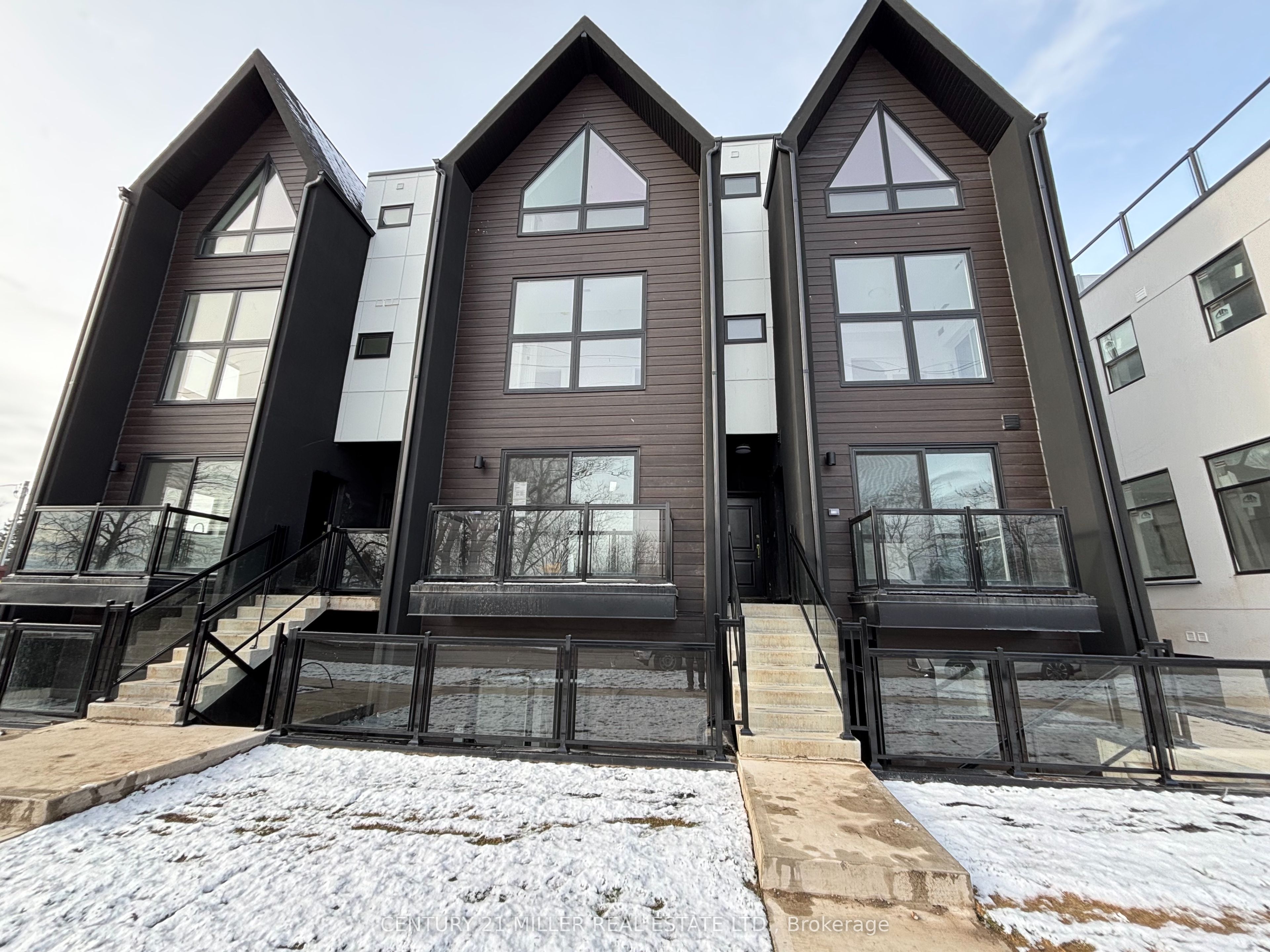 107-7277 Wilson Crescent, Niagara Falls, ON, L2G 4R8