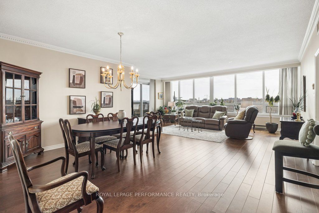 Additional image 5 of 905-1480 Riverside Drive, Ottawa, ON, K1G 5H2