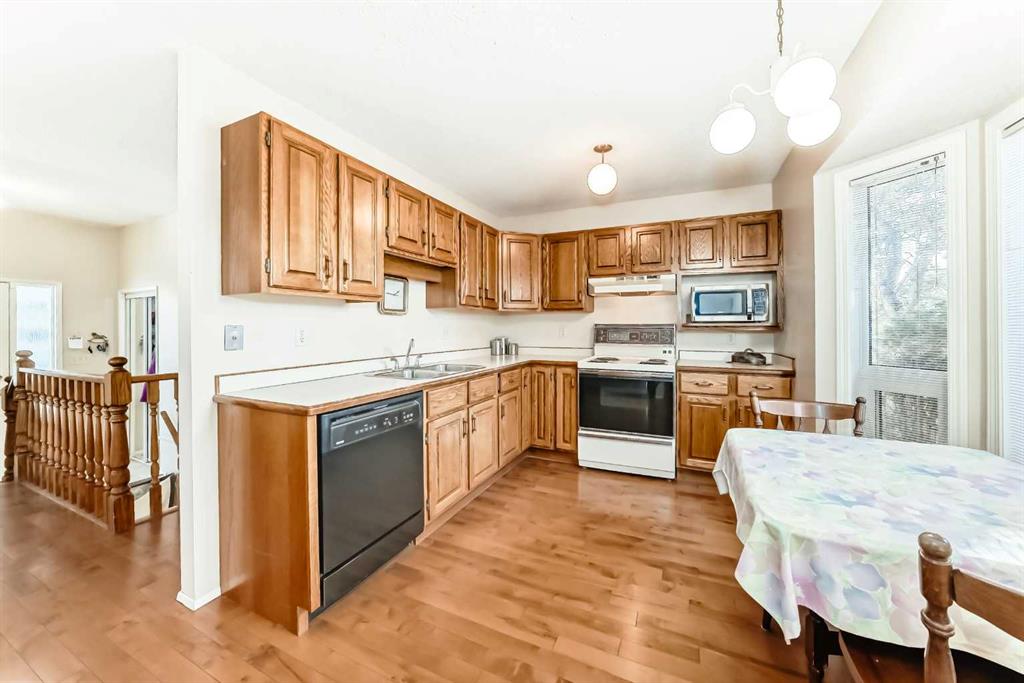 Additional image 5 of 3 Rutherford Close, Red Deer, AB, T4P 3L1