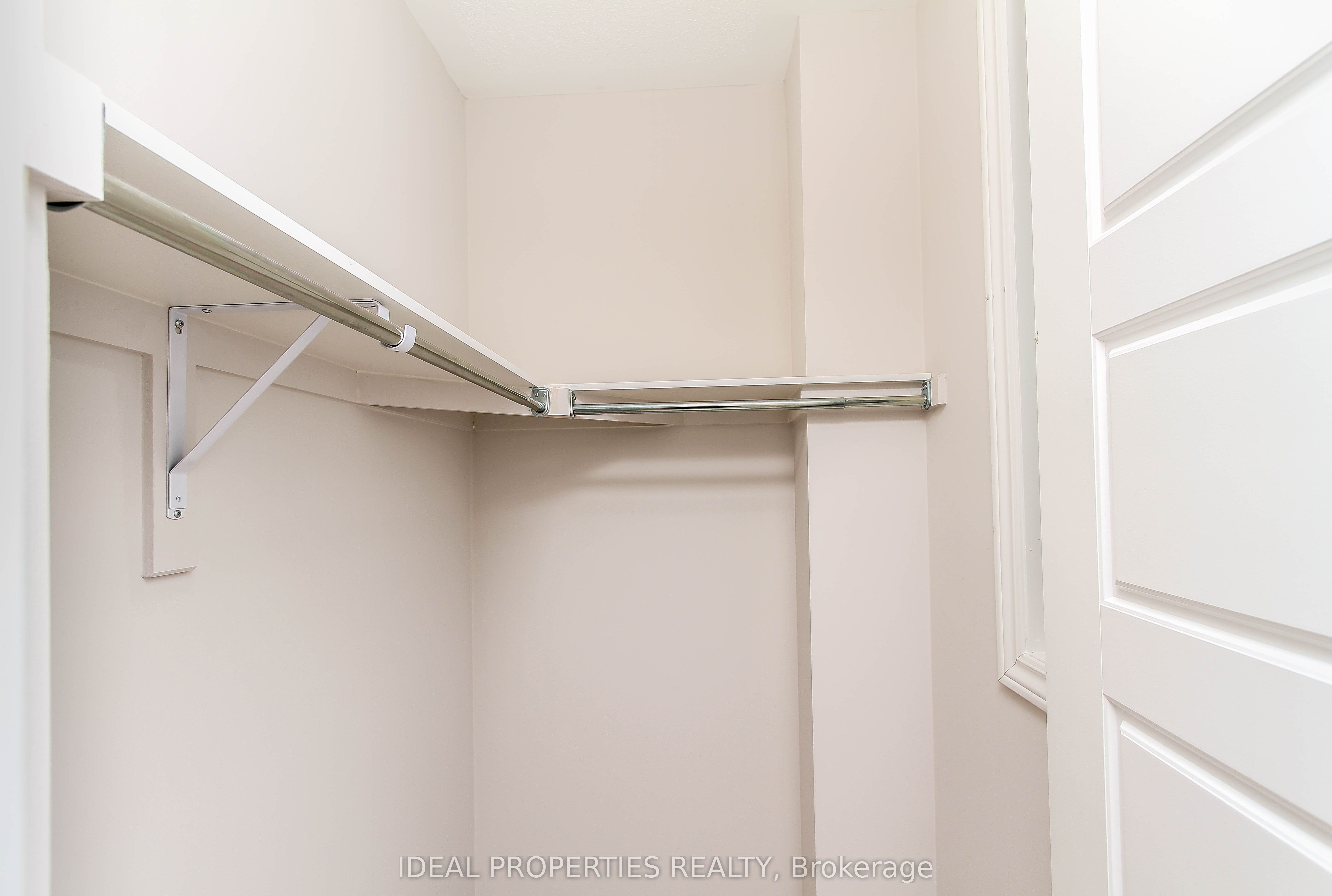 Additional image 6 of 703 Derreen Avenue, Ottawa, ON, K2S 2Z2
