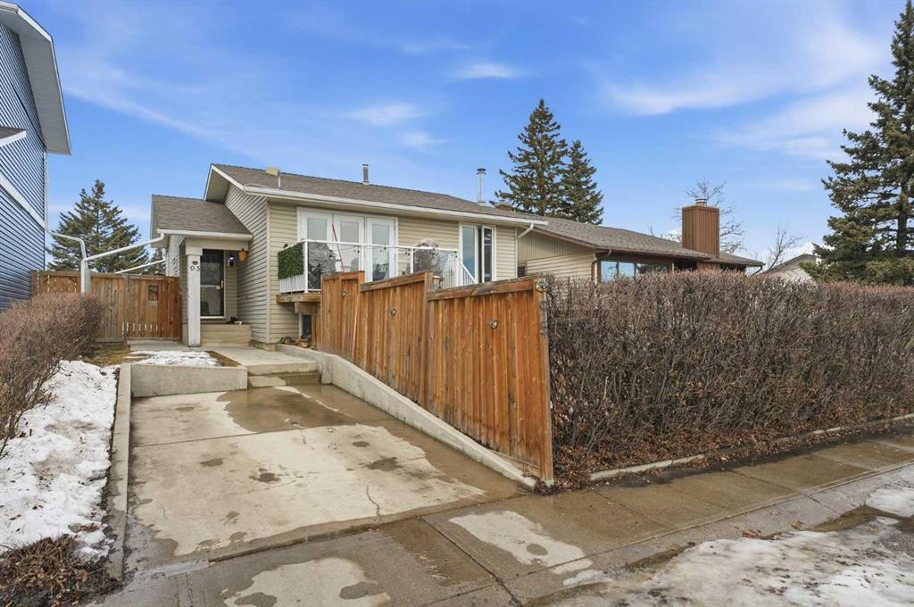Additional image 3 of 95 Summerwood Road, Airdrie, AB, T4B 1X1