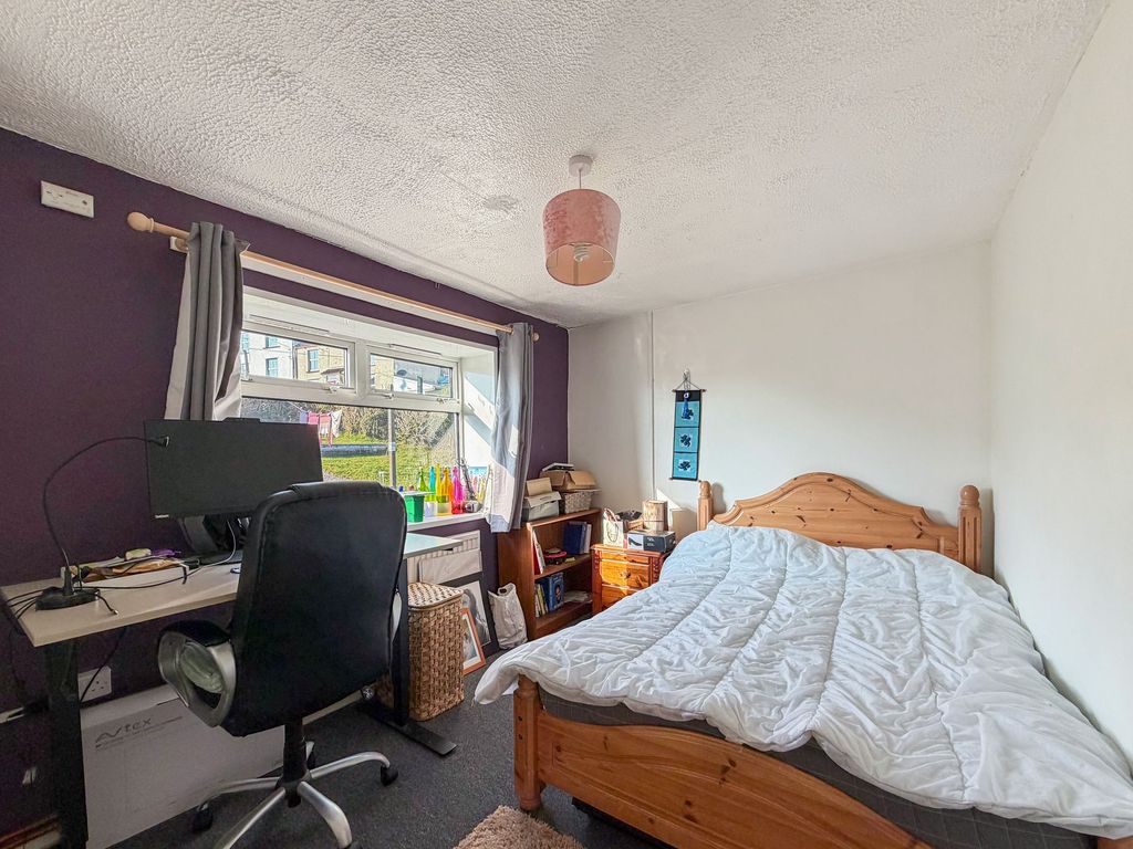 Additional image 12 of 3 bed semi-detached house for saleHeol Celyn, Hengoed CF82