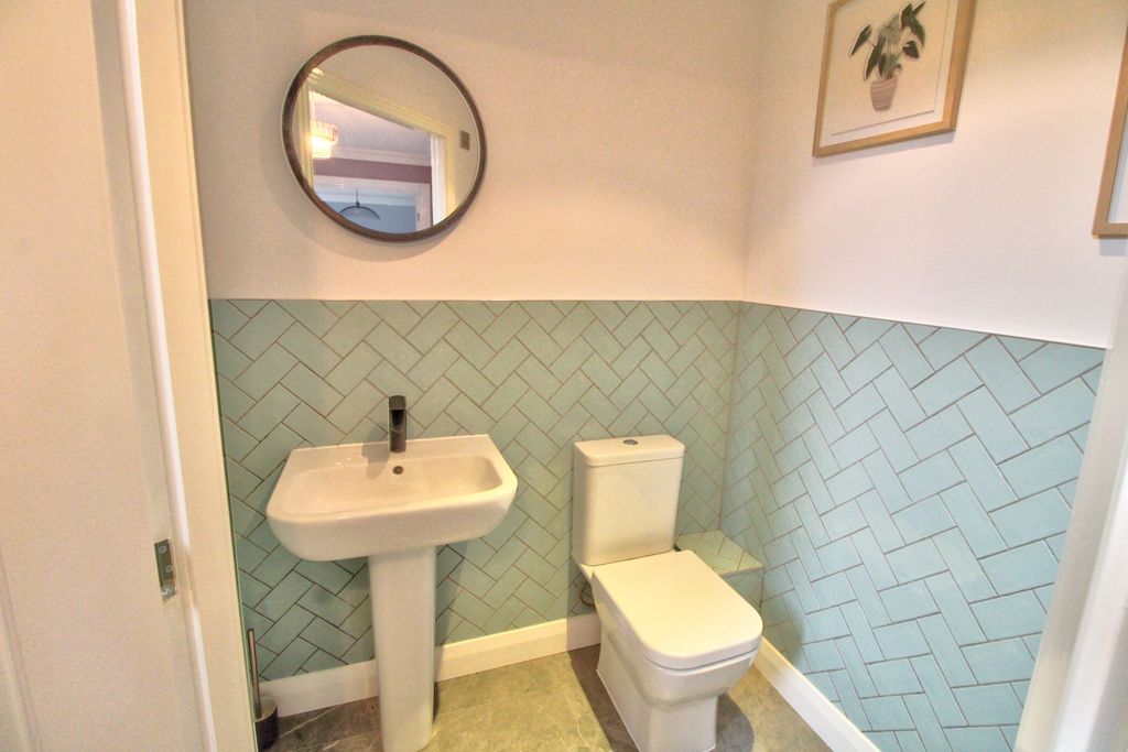 Additional image 9 of 4 bed detached house for saleClos Y Goron, Blackwood NP12