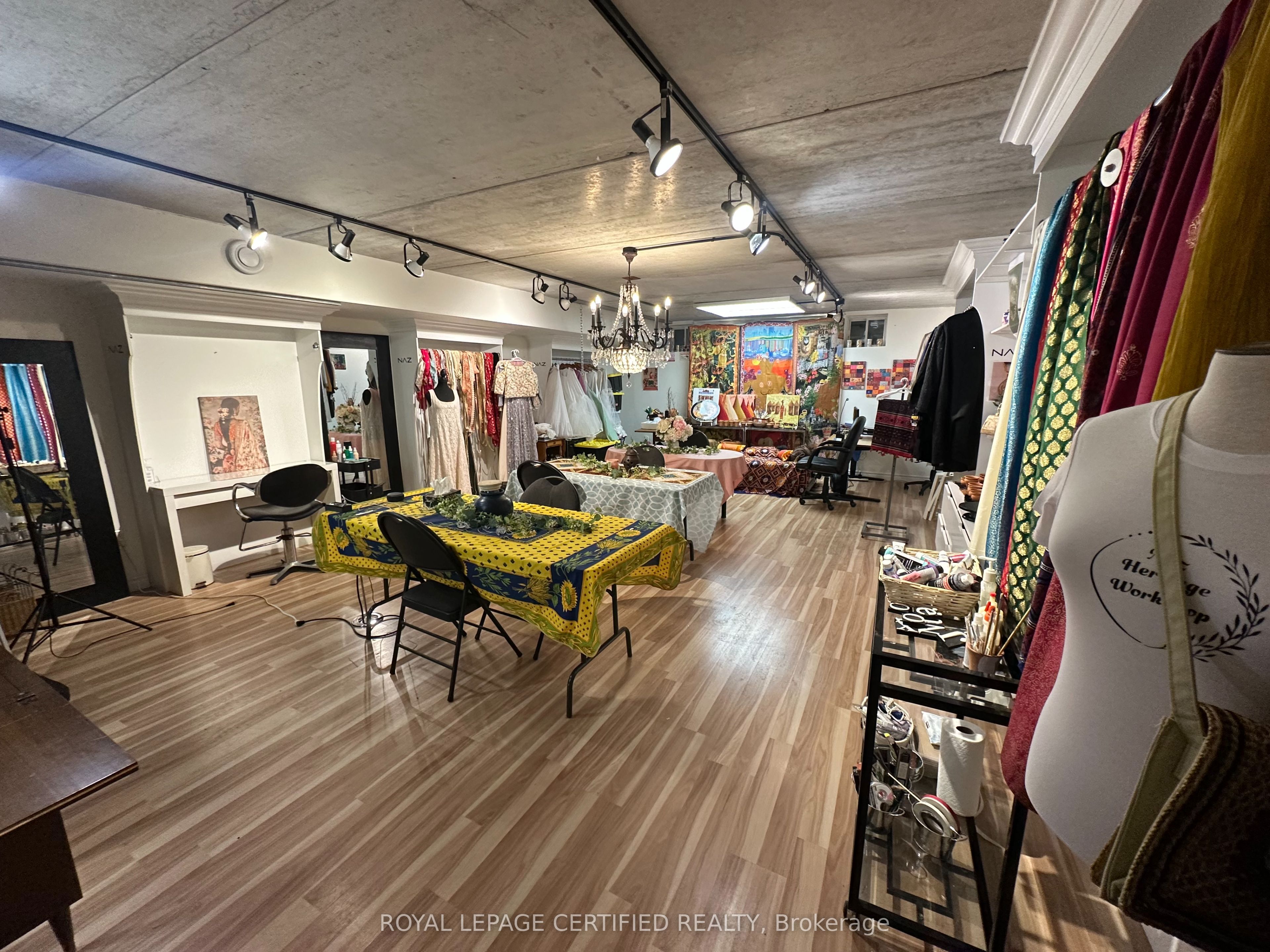 2-525 Thompson Road, Milton, ON, L9T 7Z1