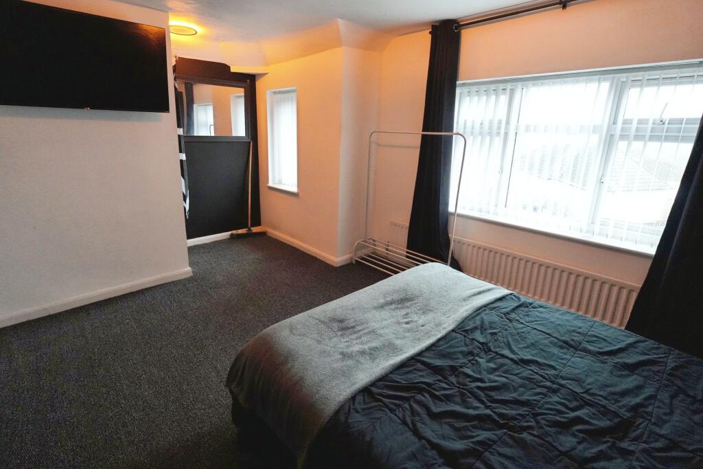 Additional image 11 of The Horseshoe, Oldbury, B68
