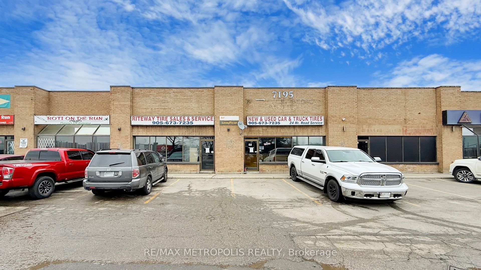 2-7195 Torbram Road, Mississauga, ON, L4T 4G3