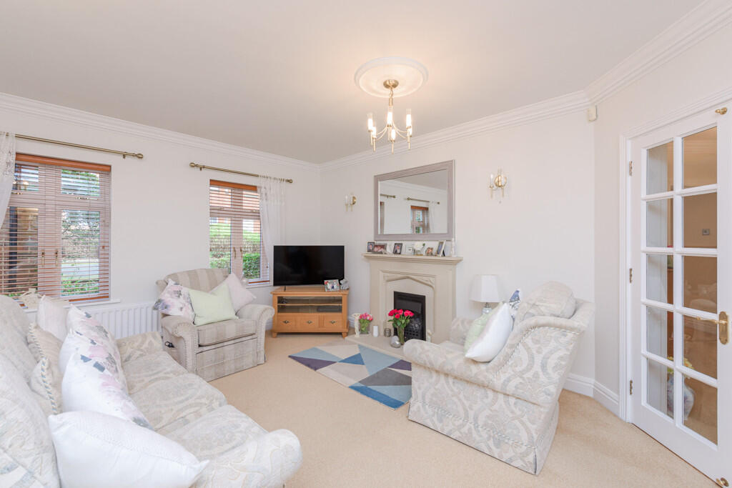 Additional image 3 of Flat 2, Thornhill Court, 126-128 Thornhill Road, Sutton Coldfield, B74 2LU
