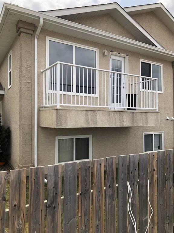 Additional image 3 of 3-15 Highlands Place W, Lethbridge, AB, T1J 4X8
