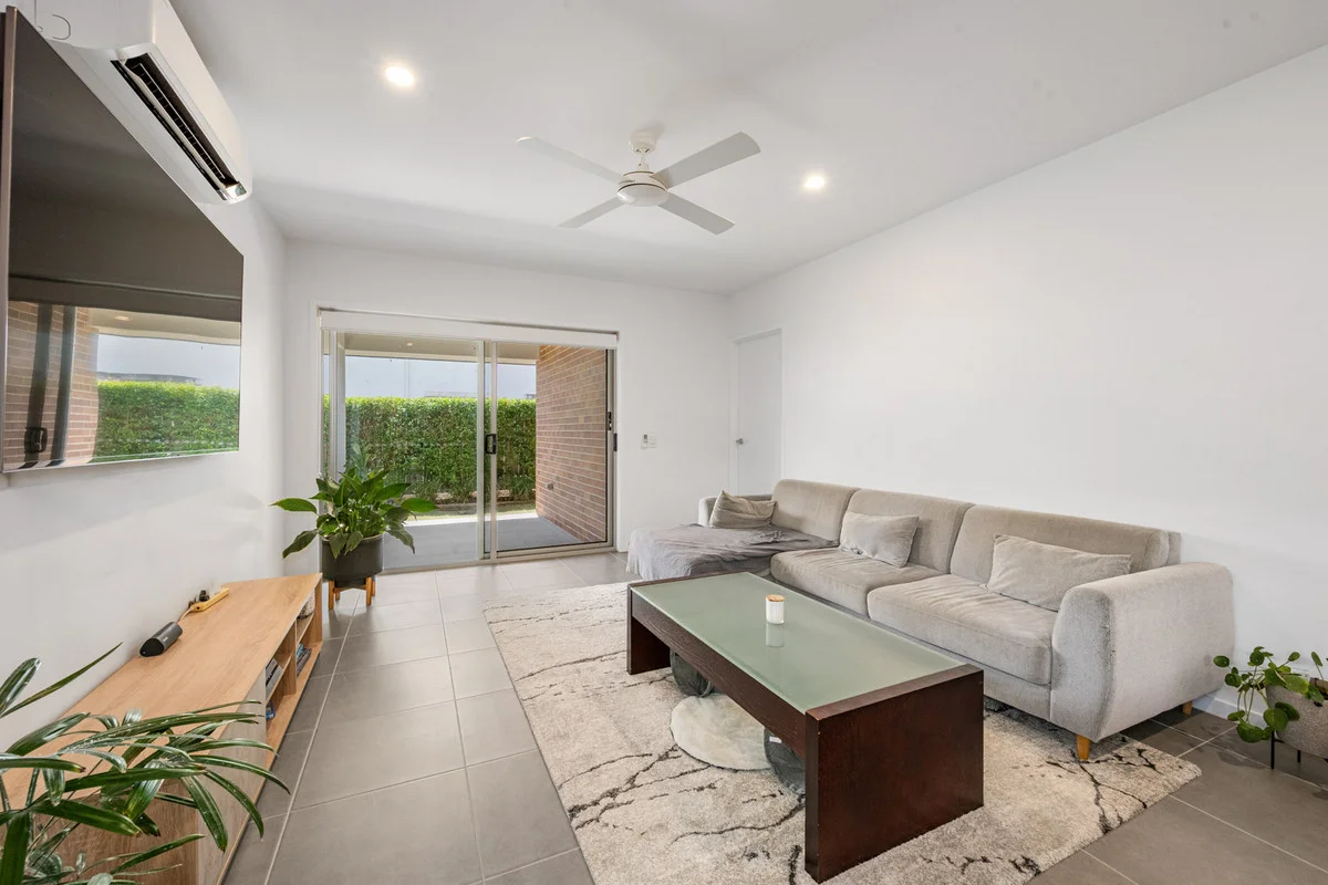 23 Bett Street, Strathpine QLD 4500 photo 5