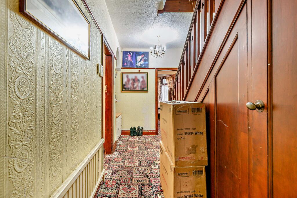 Additional image 2 of Joinings Bank, Oldbury, B68