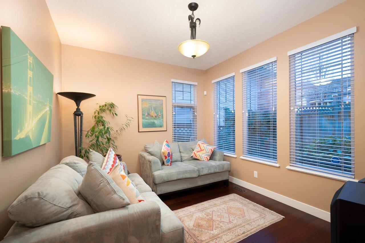 3 Maple Drive, Port Moody, BC, V3H 5M8 photo 3
